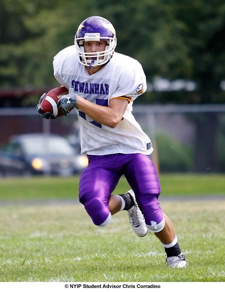 A 400mm lens was used to shoot this kick return from the opposite end zone.