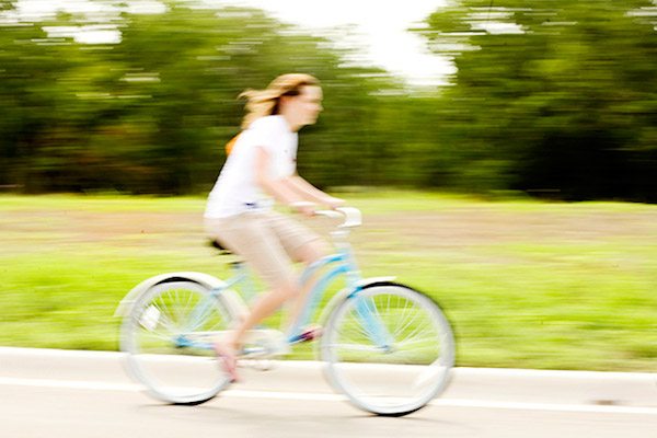Weekend Photography Projects: Experiment with Panning