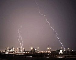 How to Photograph Lightning Storms